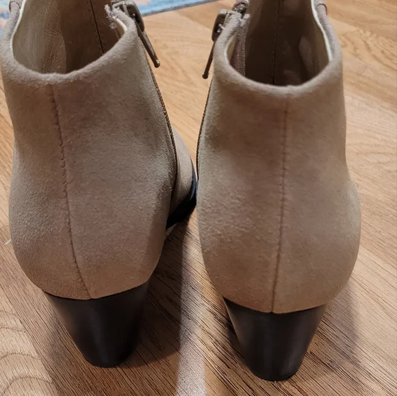 Vionic Ankle Boots - Picture 6 of 8